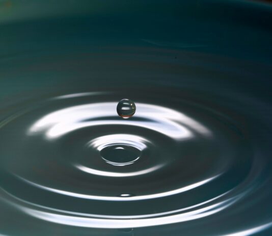 ‘마음 건강 챙기기’, 일상 생활에 녹이는 똑똑한 방법들 water ripple